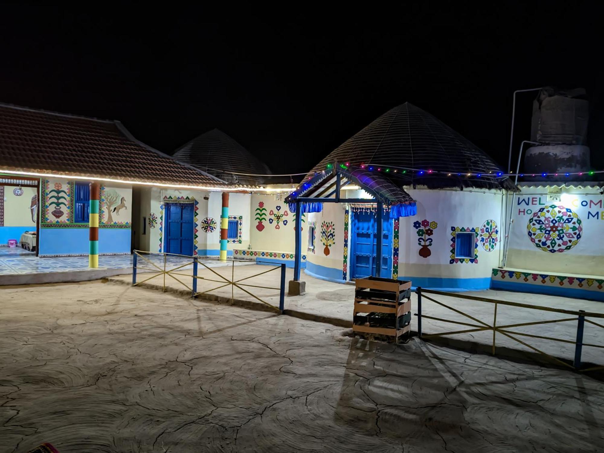 White Land Villagestay Dhordo Zewnętrze zdjęcie