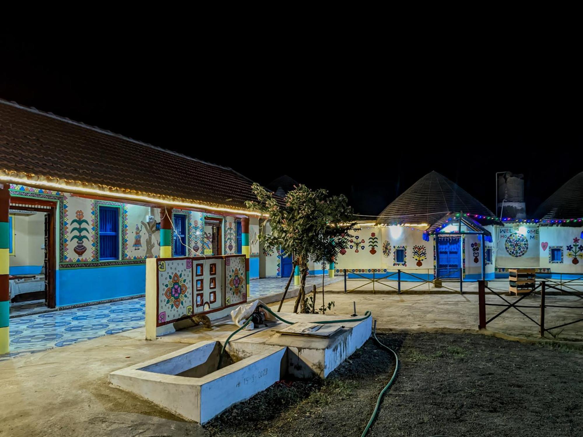 White Land Villagestay Dhordo Zewnętrze zdjęcie